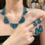 Tuyên bố tông màu vàng Vòng cổ Choker, Kim cương giả cắt hình chữ nhật với thiết lập hào quang, Trang sức cổ điển cho nữ