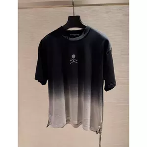 Áo thun ngoại cỡ màu xám xám Gradient, áo thun ngắn tay họa tiết đầu lâu