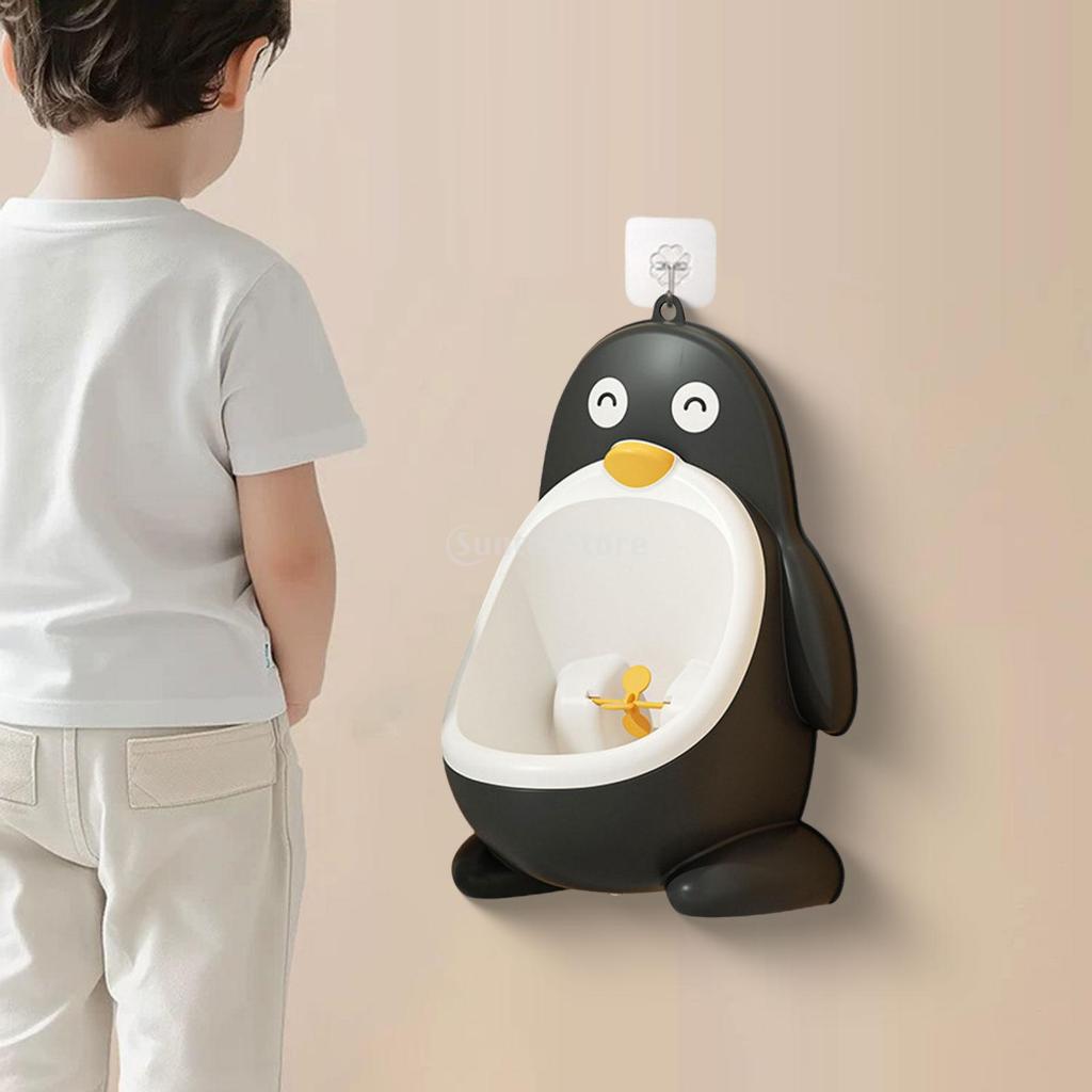 Đứng Bô Tập Đi Tiểu Cho Bé Trai Dễ Thương Với Mục Tiêu Ngộ nghĩnh Đứng Pee Nồi Cho Bé Trẻ Tập Đi Bé Trai Phòng Tắm