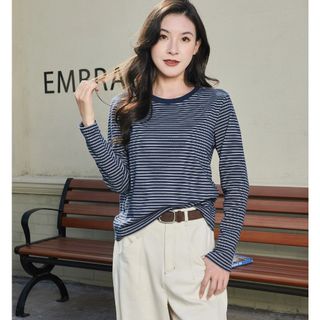 Áo dài tay trong mơ sọc hải quân — Ấm cúng, sang trọng và phong cách vô tận! Hoàn hảo cho Layering hoặc Solo Glam