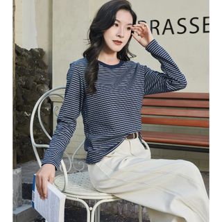 Áo dài tay trong mơ sọc hải quân — Ấm cúng, sang trọng và phong cách vô tận! Hoàn hảo cho Layering hoặc Solo Glam