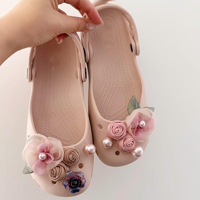 Phụ Nữ Bé Gái Tắc Sandal Giày DIY Quyến Rũ Phong Cách Thời Trang Hoa Hồng Mặt Dây Chuyền Nút Lỗ Giày Trang Trí Bộ Phụ Kiện Quà Tặng