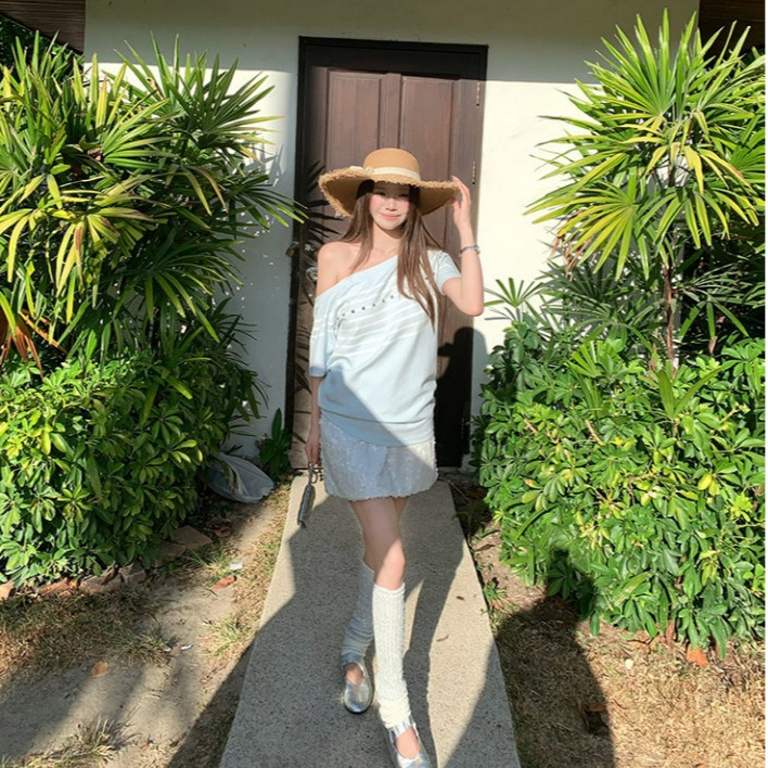 Nóng móng tay nghiêng vai sọc ống thẳng dáng rộng áo thun in hình lười biếng cho mùa hè đa năng lệch vai ngắn tay nữ