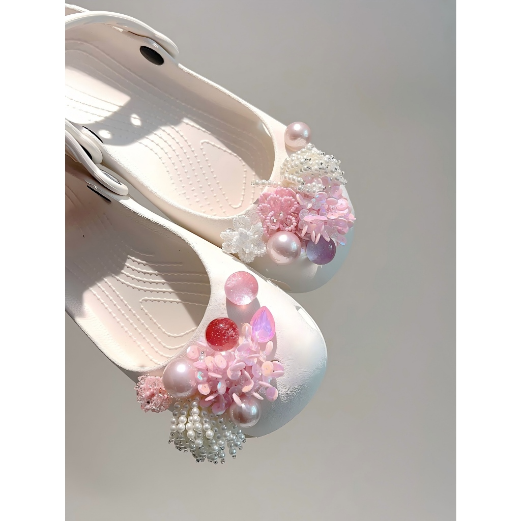 Phụ Nữ Bé Gái Tắc Sandal Giày DIY Quyến Rũ Phong Cách Cổ Tích Hoa Hồng Mặt Dây Chuyền Nút Lỗ Giày Trang Trí Bộ Phụ Kiện Quà Tặng