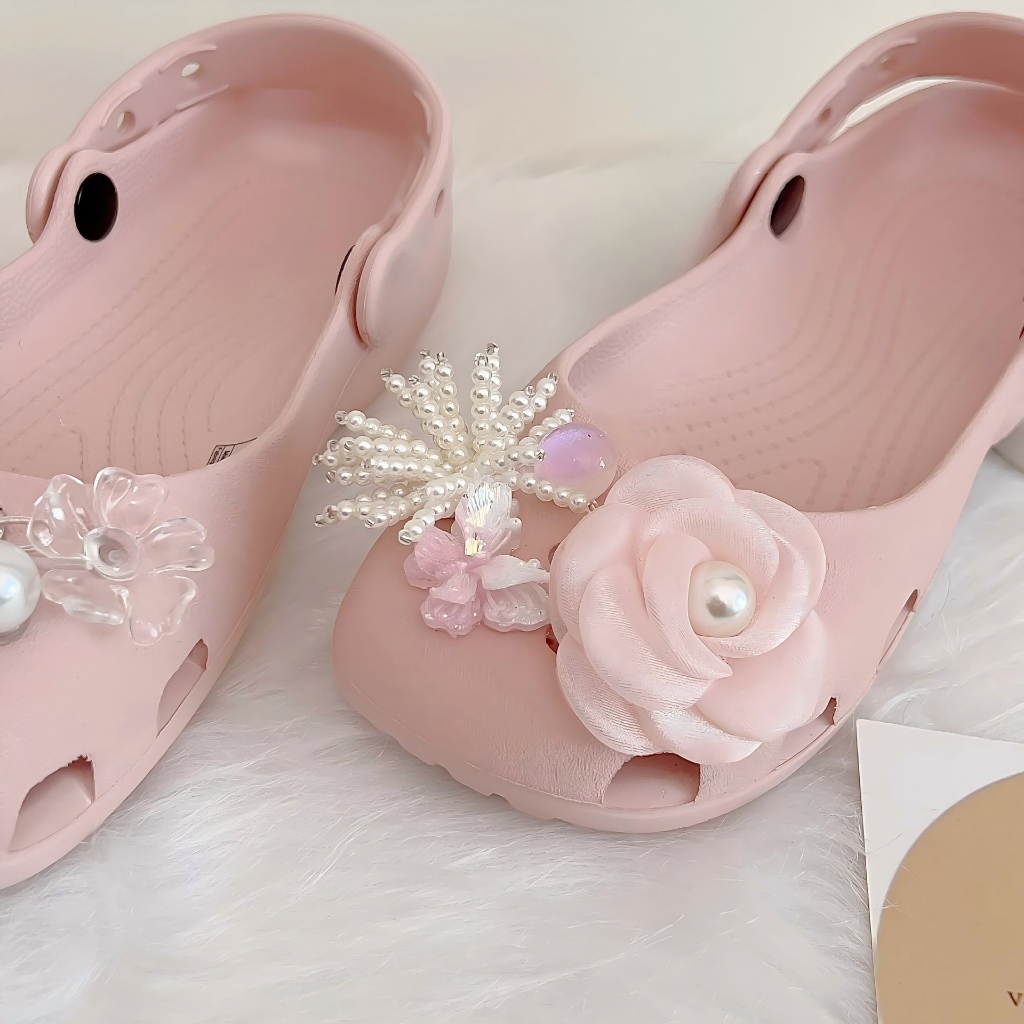 Phụ Nữ Bé Gái Tắc Sandal Giày DIY Quyến Rũ Phong Cách Công Chúa Hoa Hồng Mặt Dây Chuyền Nút Lỗ Giày Trang Trí Bộ Phụ Kiện Quà Tặng