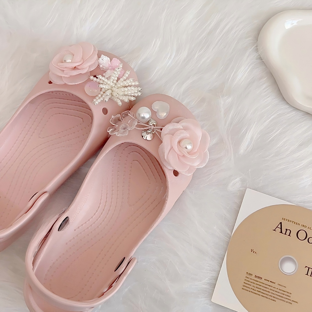 Phụ Nữ Bé Gái Tắc Sandal Giày DIY Quyến Rũ Phong Cách Công Chúa Hoa Hồng Mặt Dây Chuyền Nút Lỗ Giày Trang Trí Bộ Phụ Kiện Quà Tặng