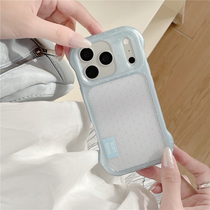 Ốp điện thoại chất liệu Acrylic họa tiết iPhone 17 Pro Max Dots