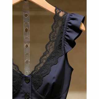 Pháp Hải Quân Xanh Ren Edge Cổ Chữ v Camisole Nữ Mùa Hè Đẹp Dây Đeo Ngực Miếng Lót Độc Đáo Đẹp Ngắn Top