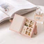 CASEGRACE Hộp đựng trang sức du lịch Mini cầm tay 2 kích cỡ / 2 màu Hộp đựng trang sức bằng da PU có dây đeo cổ tay cho nhẫn Bông tai Vòng cổ Hộp quà lưu trữ