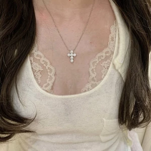 Dây Chuyền Chữ thập Bạc Với Cubic Zirconia - Trang Sức Thời Trang Cho Ngày Thường Và Tiệc Cưới