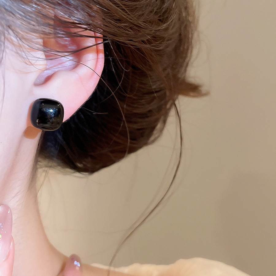 Bộ 3 đôi bông tai đinh nữ hình vuông nhựa ngọc trai nhiều màu bóng tối giản - Trang sức phù hợp hàng ngày & công sở