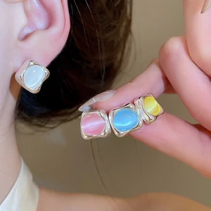 Bông tai hình vuông màu bạc có khảm đá mắt mèo, Trang sức tối giản đầy màu sắc Dopamine dành cho nữ Trang phục hàng ngày và mùa hè