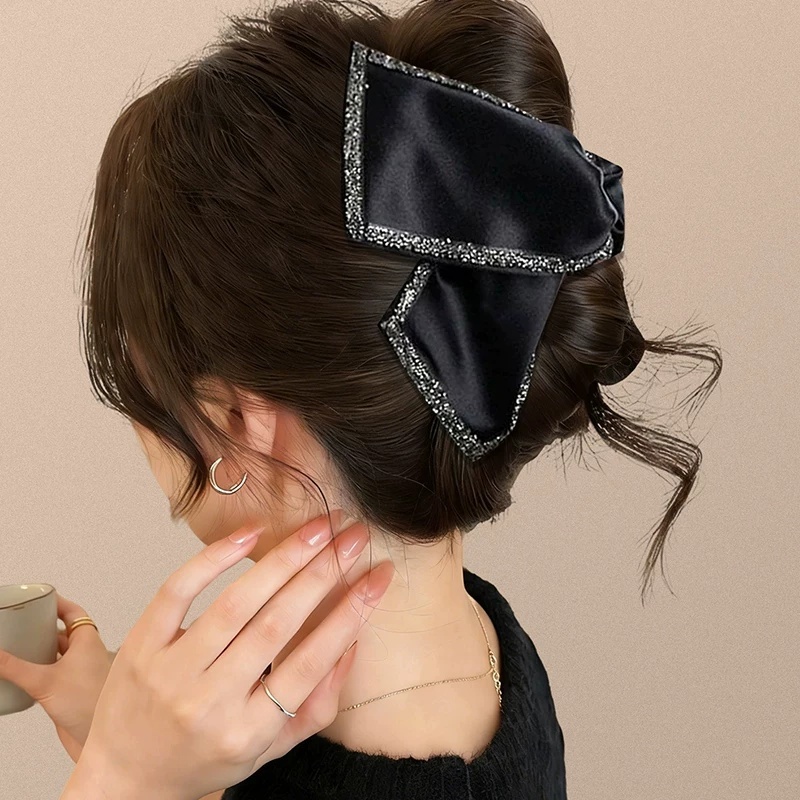Кẹp Tai Cá Mập Thiết Kế Tam Giác Đen Lúa Mì, Phong Cách Sang Trọng và Thời Trang