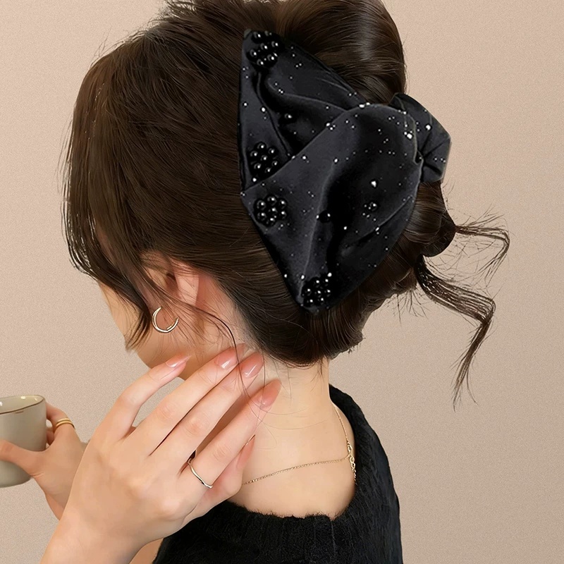 Кẹp Tai Cá Mập Thiết Kế Tam Giác Đen Lúa Mì, Phong Cách Sang Trọng và Thời Trang