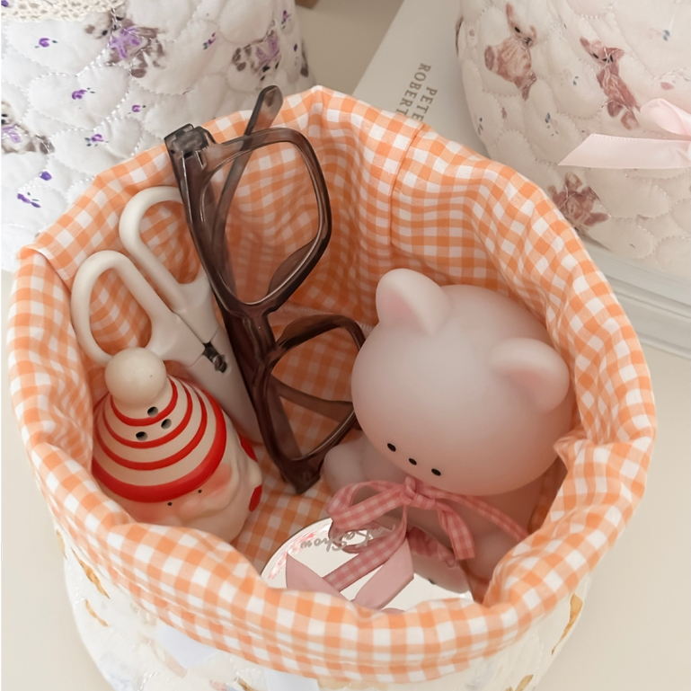 Giỏ lưu trữ tròn vải mềm khâu trái tim in gấu lớn đa năng đựng mỹ phẩm ký túc xá thời trang