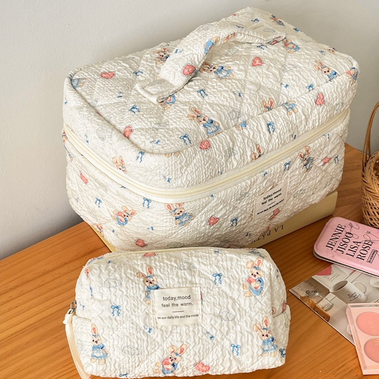 Túi mỹ phẩm in thỏ váy xanh trái tim vải mềm khóa kéo dễ thương đơn giản tắm du lịch dành cho nữ
