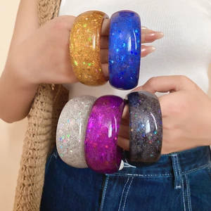 Vòng tay rộng nữ nhựa lấp lánh ngôi sao bóng loáng kiểu chunky Y2K - Trang sức sáng bóng phù hợp tiệc tùng & hàng ngày