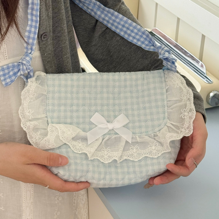 Túi đeo vai ô ren ngọt ngào tháo dây được vải mềm khâu trái tim nửa tròn đi chơi nữ trẻ