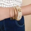 Bộ 4 Vòng Tay Phong Cách Đại Dương, Đá Cẩm Thạch Nhựa Sao Biển Giả Ngọc Trai Vòng Tay Rộng + 3 Chiếc Màu Vàng Có Thể Xếp Chồng Vòng Tay Mỏng, Trang Sức Xếp Chồng Bãi Biển Mùa Hè Cho Nữ