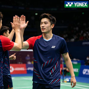 Đồ thể thao chạy bộ thông thường YONEX, tay ngắn tập thể thao học sinh