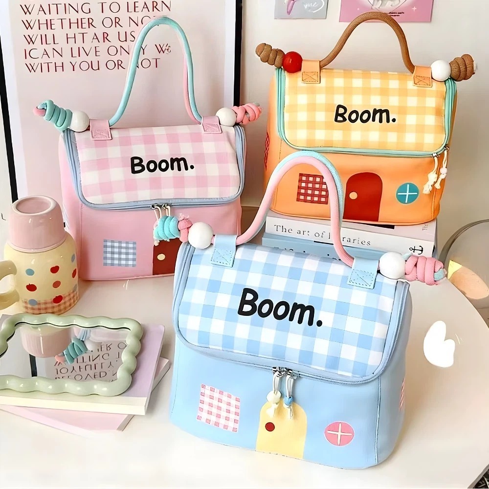 Túi đựng mỹ phẩm LumiLax kiểu ngôi nhà, nhiều ngăn, chống nước,có quai sách rất tiện lợi