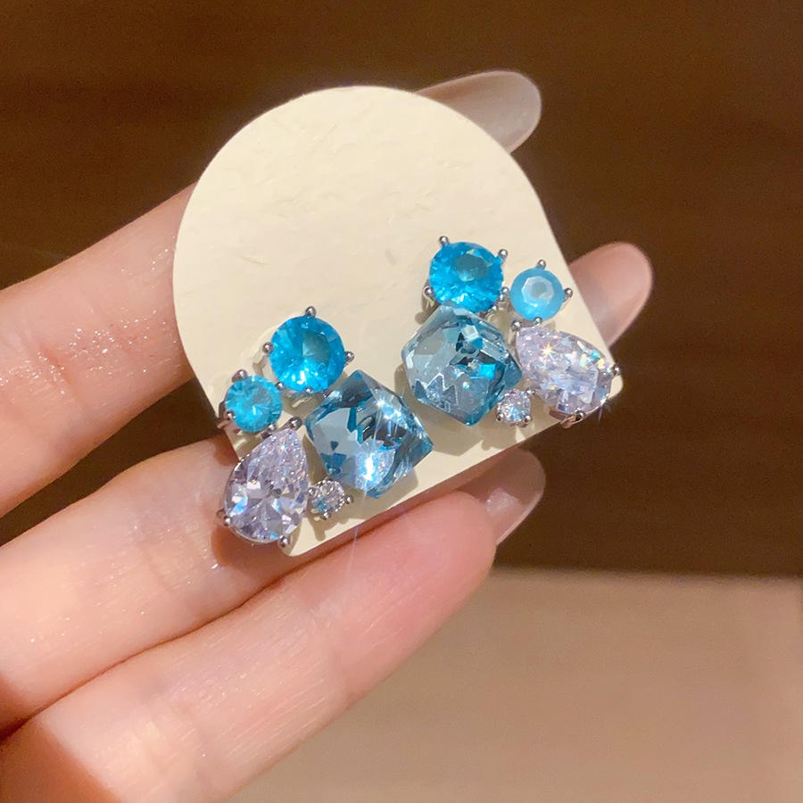 Đa Cắt Cụm Đính Đá Cubic Zirconia Bông Tai, Xanh Nhạt Hồng Phối Hình Pha Lê Tuyên Bố Bông Tai Thanh Lịch Cưới Cô Dâu Nữ Dự Tiệc Trang Sức Thời Trang