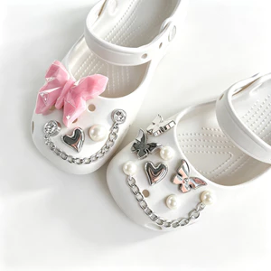 7 Chiếc Nữ Bé Gái Tắc Sandal Giày DIY Quyến Rũ Phong Cách Vintage Bướm Hồng Bạc Bướm Mặt Dây Chuyền Nút Lỗ Giày Trang Trí Bộ Phụ Kiện Quà Tặng