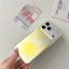 Ốp điện thoại xử lý iPhone 17 Pro Max màu vàng