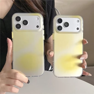 Ốp điện thoại xử lý iPhone 17 Pro Max màu vàng