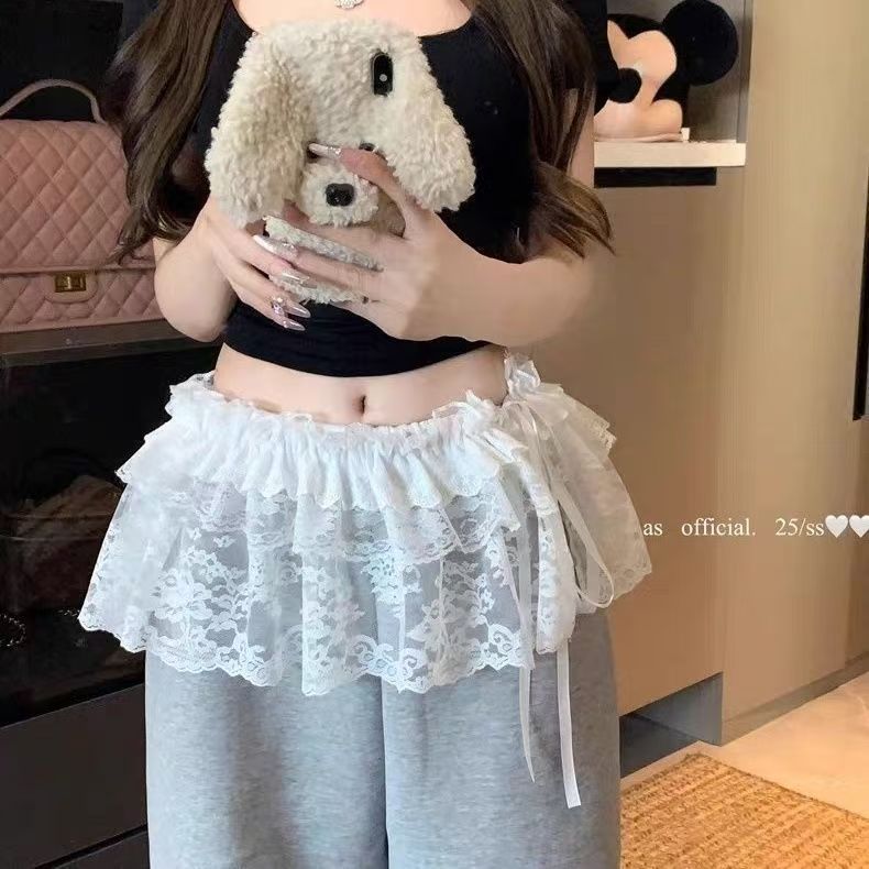 Váy ren mini Harajuku, thêu hoa và buộc dây, thiết kế xuyên thấu phù hợp với quần jeans