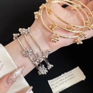 3 Chiếc Vàng Nhẹ Xoắn Kim Loại Lắc Tay Bộ Vòng Tay Cho Nữ Hạt Nhỏ Chuông Quyến Rũ Mỏng Cổ Tay Vòng Tối Giản Boho Hàng Ngày Trang Sức Quà Tặng