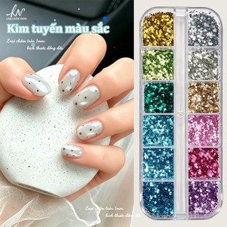 Miss Gooey Xu hướng hot trên mạng Nghệ thuật vẽ móng mini siêu lấp lánh với họa tiết chấm bi tròn kiểu Hàn Quốc.