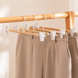 Giá treo quần gỗ tự nhiên xoay được chống trượt bảo vệ vải