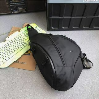 🔥American Style.Water Repellent Commuter Mountain Series Thời Trung Cổ Chức Năng Phong Cách Đeo Vai Đi Xe Đạp Thể Thao Retro Nam Nữ Nơ Mũi Tên Túi Đeo Ngang