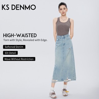 Váy denim nữ mùa hè với thiết kế rạch cao cấp và slit, dáng ôm body giúp trông nhỏ nhắn hơn.