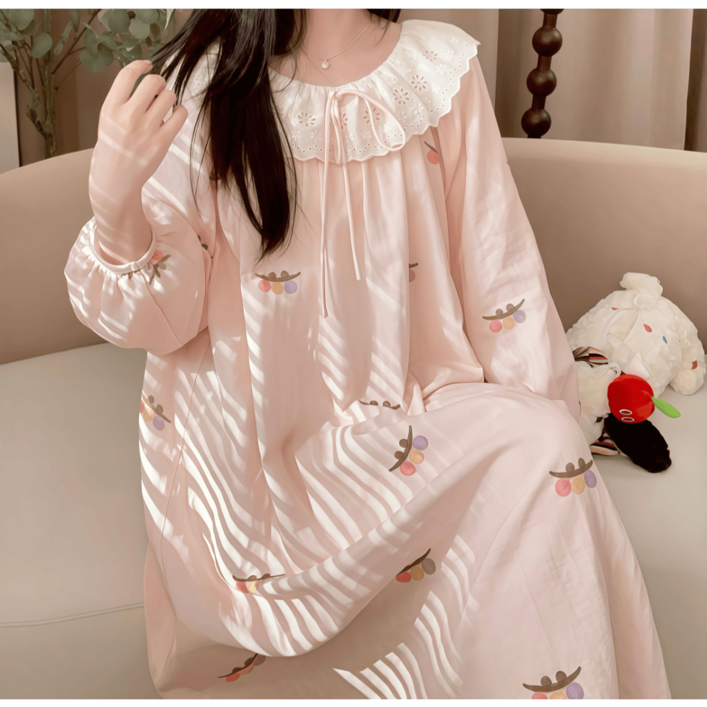 Bộ đồ ngủ nữ dễ thương mới thu xuân 2026: Áo cổ bẻ viền ren + quần cotton mát, in hình ngọt ngào【mặc nhà hay dạo phố đều đẹp】