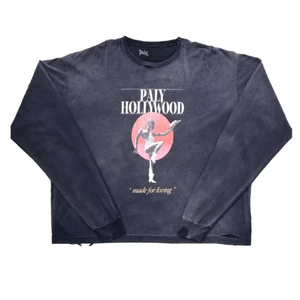Áo thun dài tay đau khổ cổ điển Unisex có in họa tiết vũ công cổ điển