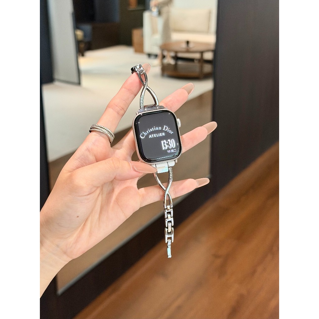 Dây đeo kim cương kim loại đơn giản dành cho nữ Thích hợp cho Apple Watch S11 SE3 Ultra3 S10 S9 S8 SE S7 S6 Ultra 49mm 46mm 42mm 40mm 44mm 41mm 45mm Dây đeo cổ tay