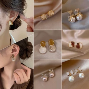 Bông Tai Ngọc Trai Cao Cấp 2026 Phong Cách Mới Nhẹ Sang Trọng Sang Trọng Sang Trọng Bông Tai Thiết Kế