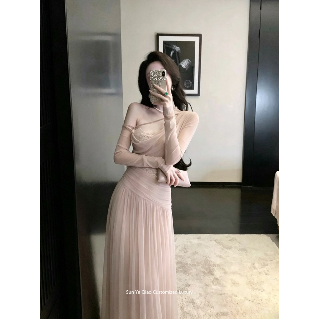 Váy voan màu trơn gợi cảm kiểu Pháp Váy dài nữ dáng ôm hơn Cổ áo chéo quây dài tay khâu ren giữa eo chữ A