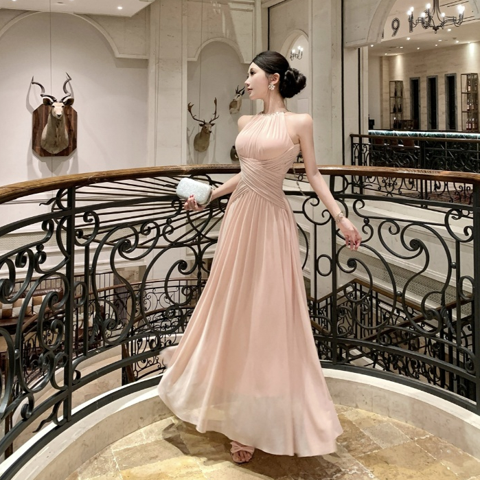 Pháp Gợi Cảm Voan Hồng Dây Váy Dài Nữ Ôm Hơn Cổ Tròn Kim Cương Giả Trang Trí Dây Không Tay Giữa Chiều Dài Chữ A
