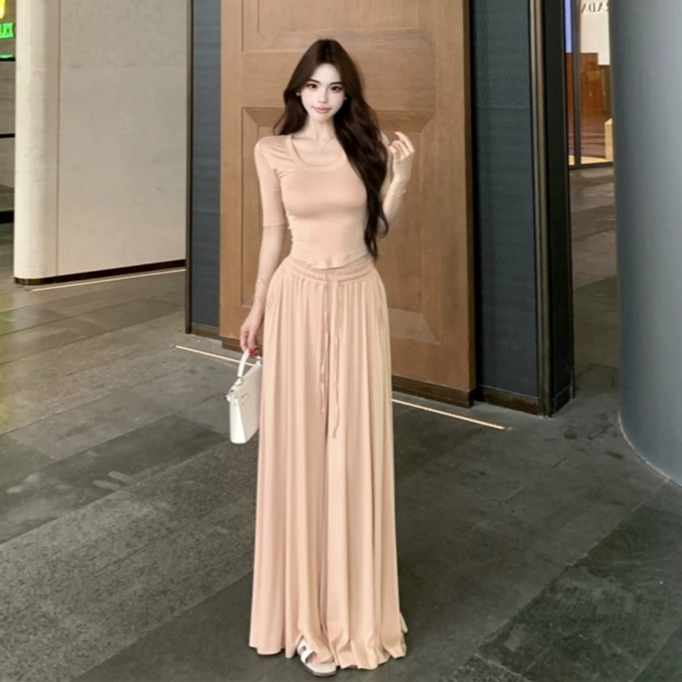 Phiên Bản Hàn Quốc Đường Phố Hợp Thời Trang Màu Trơn Phù Hợp Với Nữ Ôm Hơn Cổ Tròn Co Giãn Áo Thun Tay Ngắn + Cao Cấp Giữa Chiều Dài Chữ A