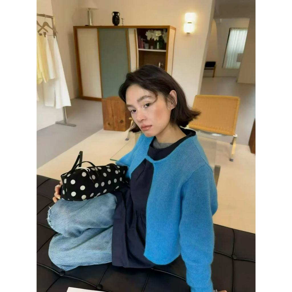 [Seeyou studio] Áo len dệt kim độc đáo dáng rộng phong cách Hàn Quốc mùa thu 2026 dành cho nữ, Áo len thiết kế 7062