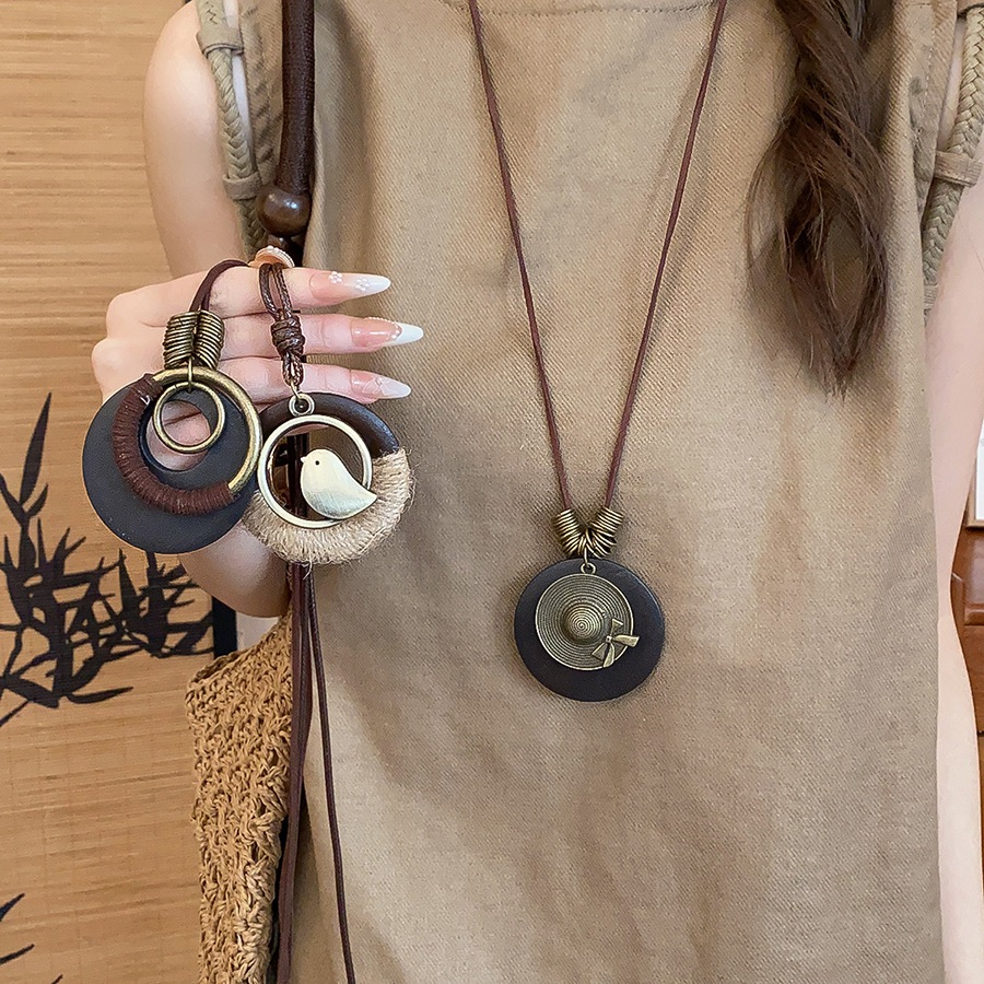Mới Phong Cách Trung Quốc retro Gỗ Mặt Dây Chuyền Vòng Cổ Đơn Giản Thời Trang Cá Tính Dây Chuyền Áo Len Tính Khí Cao Cấp Cảm Giác Phụ Kiện Nữ