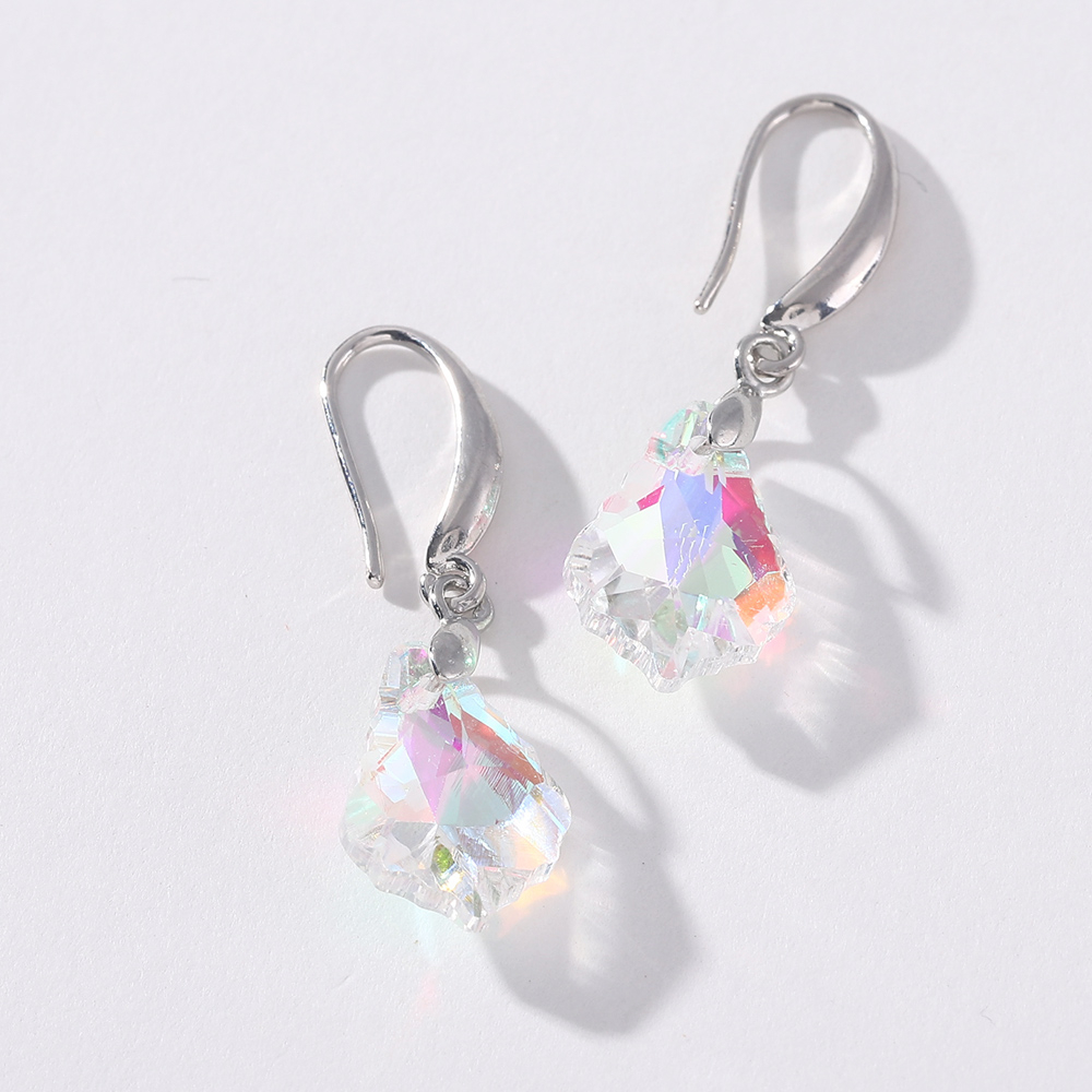 Mô tả Khuyên tai Pinkdudu PD428 dáng dài hình chiếc lá đính đá pha lê thời trang đơn giản cho nữ - 3