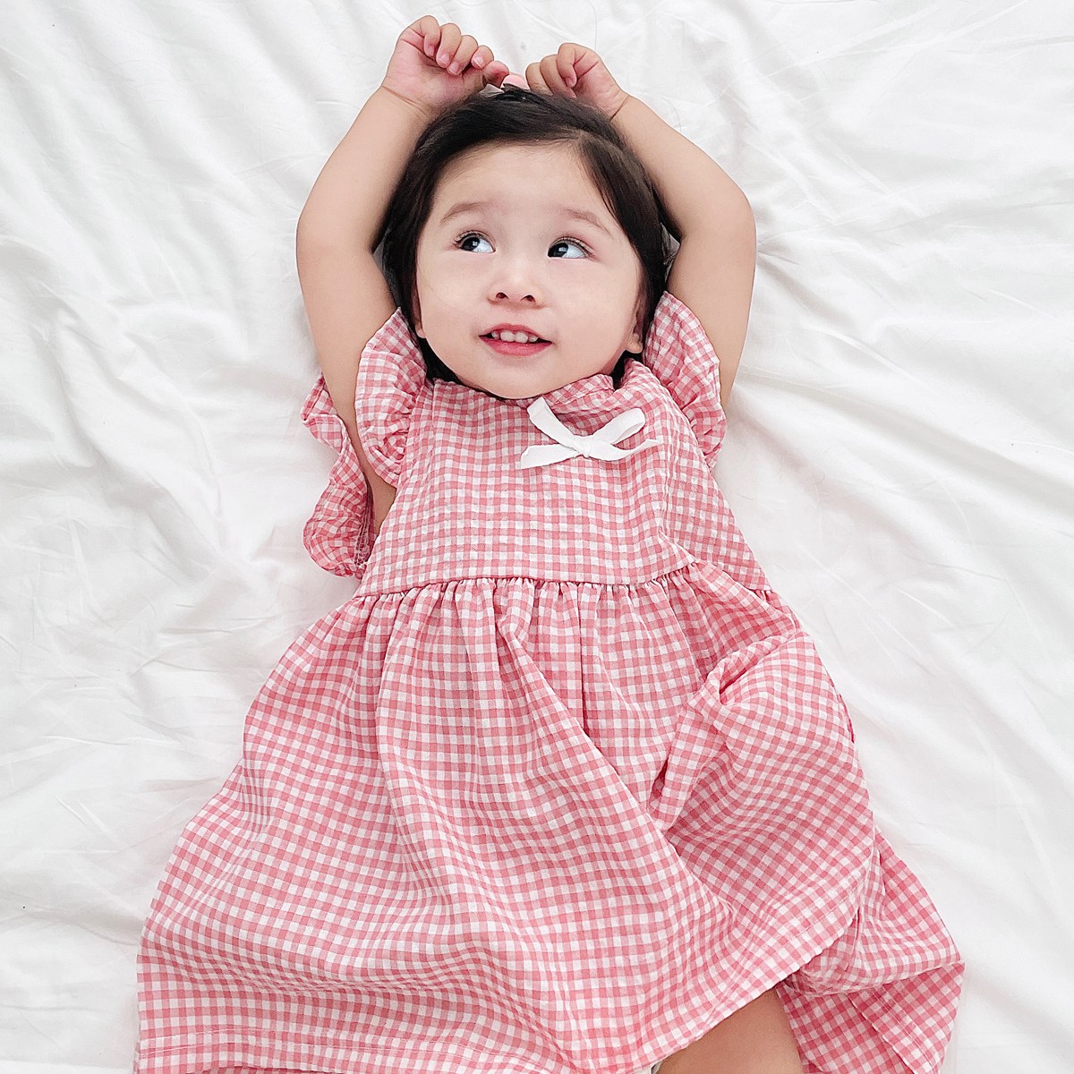 Chi tiết đầm bé gái SANLUTOZ