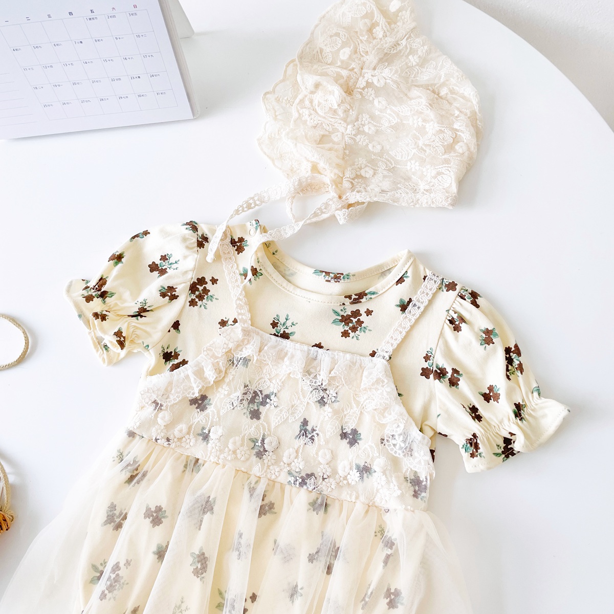 Mô tả Bộ đồ liền thân ngắn tay mùa hè cho bé gái Quần áo ren Cotton có mũ thông thường - 5