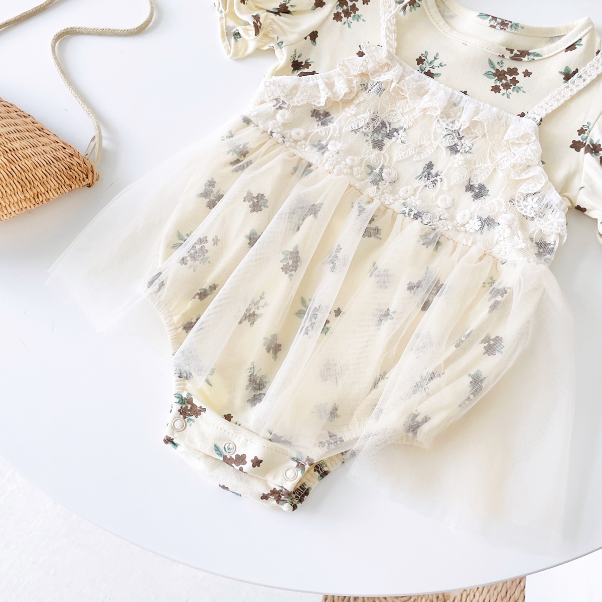 Mô tả Bộ đồ liền thân ngắn tay mùa hè cho bé gái Quần áo ren Cotton có mũ thông thường - 9