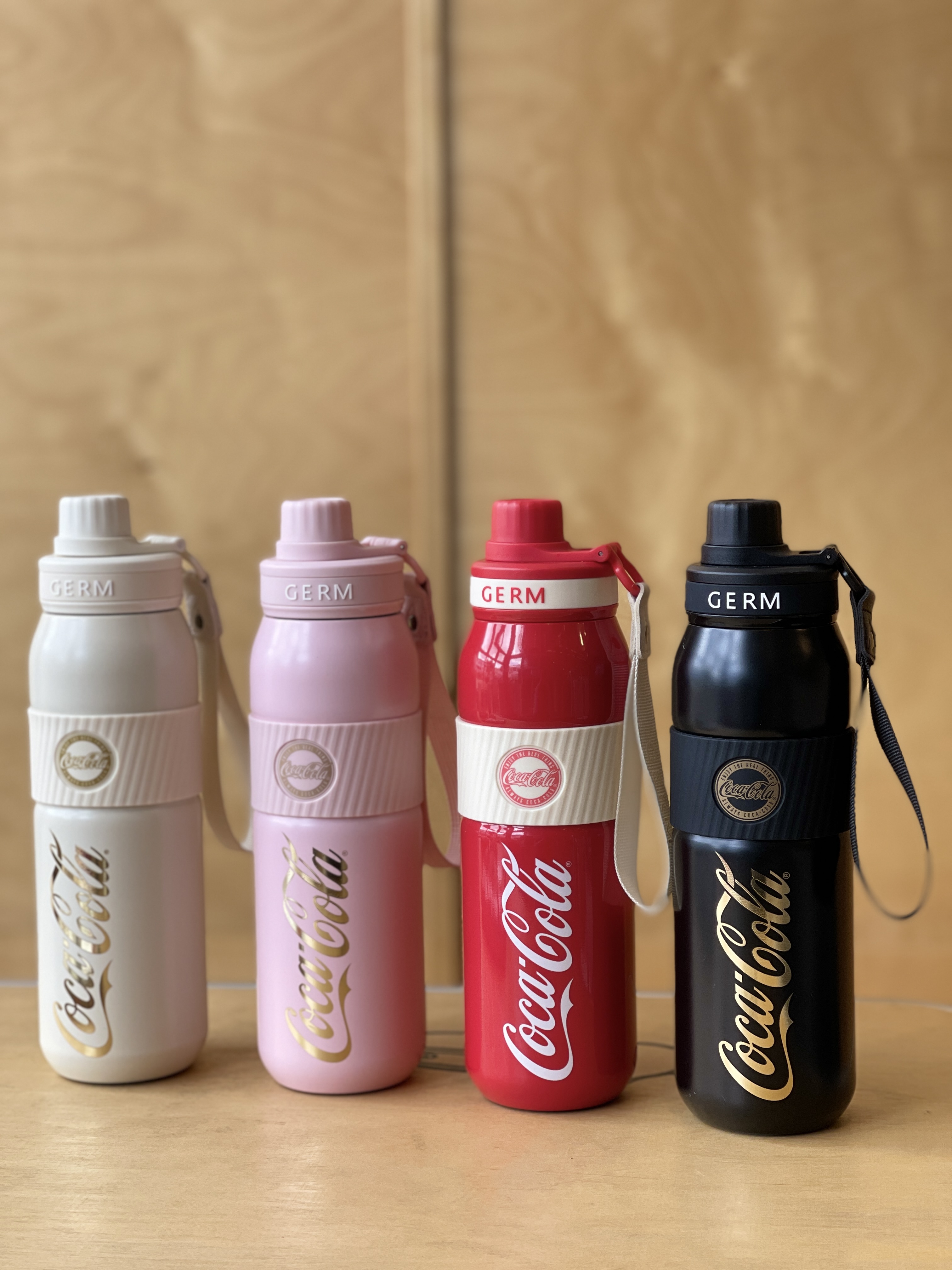Mô tả Insulated cup Germ capacity 580ml 316 grade stainless steel material Coca Cola Co branded sports Cup - 1