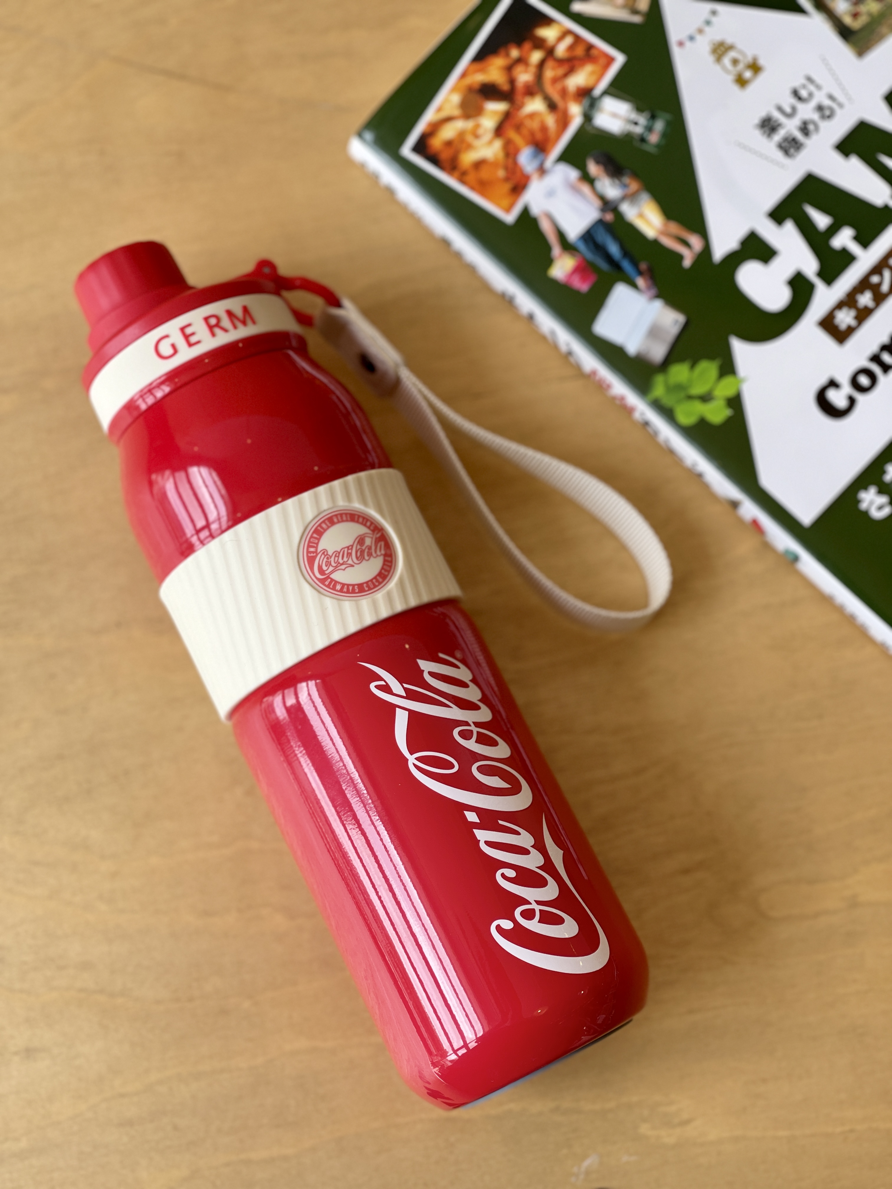 Mô tả Insulated cup Germ capacity 580ml 316 grade stainless steel material Coca Cola Co branded sports Cup - 5